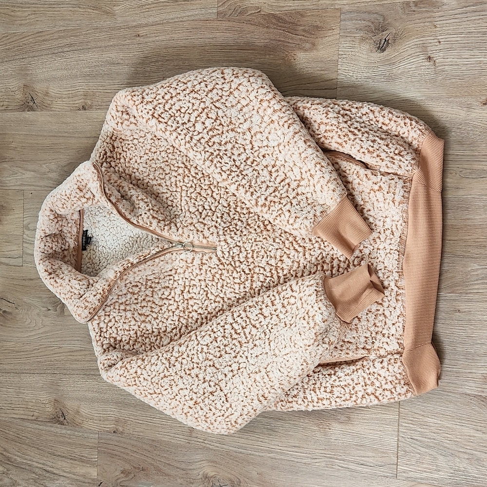 Express Cozy Oversized Pullover - Picture 1 of 9